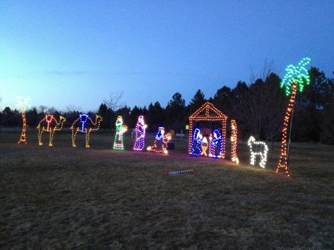 You Will Love This Dreamy Ride Through The Largest Drive-Thru Light Show In Wyoming