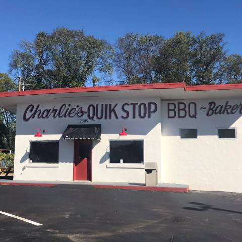 This Unassuming BBQ Joint In Tennessee Is The Definition Of A Hidden Gem