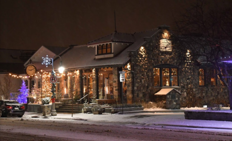 One Of The Best Restaurants Near Detroit Can Be Found Inside This Historic Bank