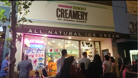 This Sugary-Sweet Ice Cream Shop In Southern California Serves Enormous Portions You’ll Love