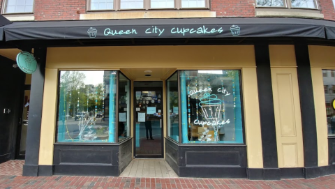 With Over 70 Cupcake Flavors, You Won't Want To Miss This Charming New Hampshire Sweet Shop