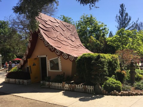 This Fairytale Park In Northern California Will Make You Feel Like You're In A Storybook