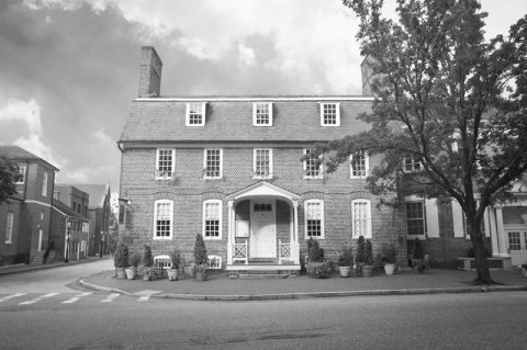 The Haunted Bar That’s Been Around Since Before Maryland Was Even A State