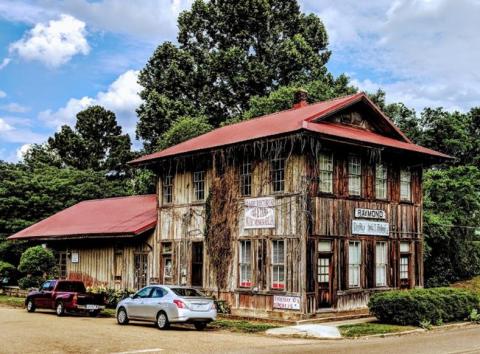 The Mississippi Store That’s In The Middle Of Nowhere But So Worth The Journey