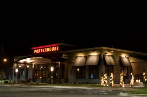 This Tasty Minnesota Restaurant Is Home To The Biggest Steak We’ve Ever Seen