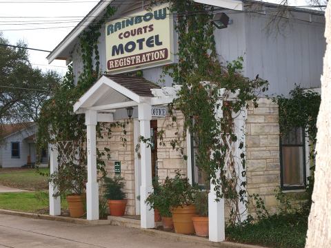 This Cozy Hotel Near Austin Was Just Named One Of The Best In The Nation