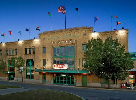 There's A Brewery Hiding Inside This Beautiful Train Station Near Pittsburgh And You'll Want To Visit