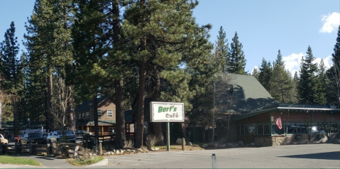 This Old School Road Diner In Northern California Will Make You Feel Right At Home