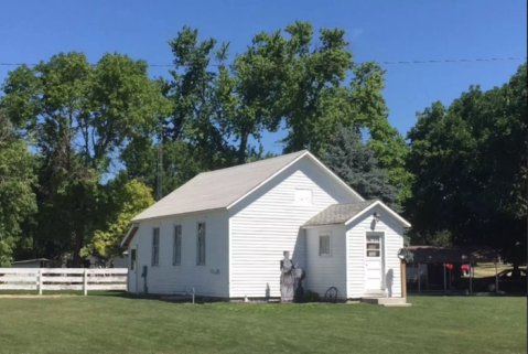 Class Is In Session At This Converted Schoolhouse Bed And Breakfast In Nebraska