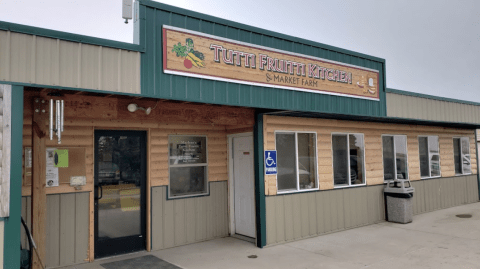 The Old Farm In Minnesota That's A Restaurant, Bakery, and Market All In One