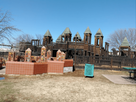 The Amazing Playground Fort In Oklahoma That Will Bring Out The Child In Us All