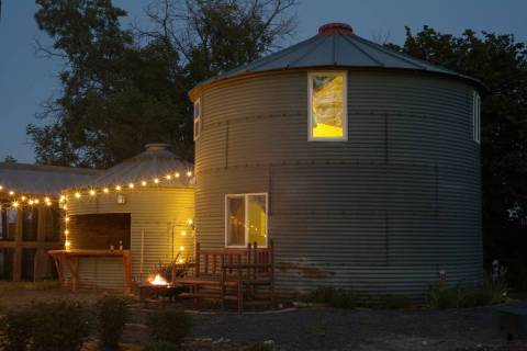 This Grain Bin Bed & Breakfast In Washington Is The Ultimate Countryside Getaway