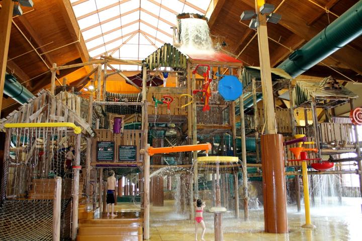 best indoor water parks in wisconsin