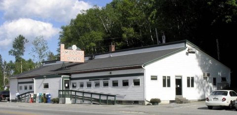 This Old Fashioned Restaurant On The Maine Coast Will Take You Back To Simpler Times