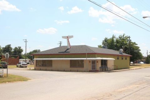 This Oklahoma Pizza Joint In The Middle Of Nowhere Is One Of The Best In The U.S.