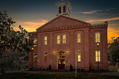 Class Is In Session At This Converted Schoolhouse Hotel In Florida