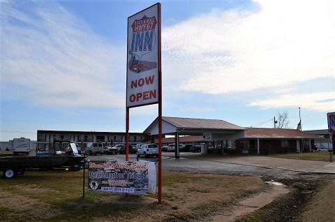 There's No Better Place To Stay In Arkansas Than At This Rock And Roll Themed Inn