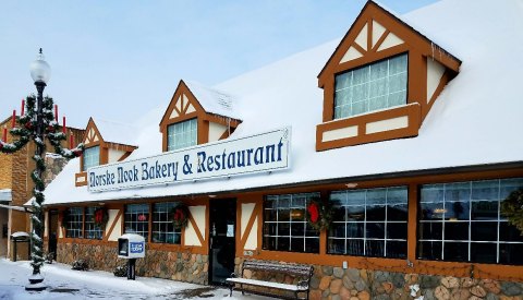 Devour Delicious Lefse At Norske Nook, A Classic Norwegian Restaurant In Wisconsin