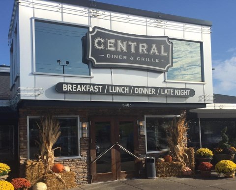 The Greek Diner In Pittsburgh Where You’ll Find All Sorts Of Authentic Eats