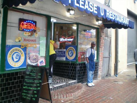 This Ramshackle Restaurant Hiding In New Orleans Serves The Best Breakfast Around