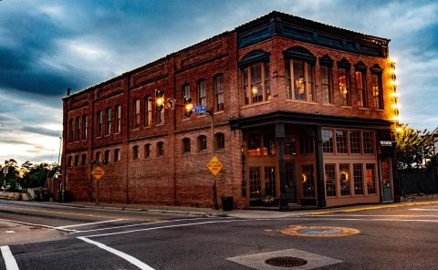 The History Behind This Louisiana Restaurant Is Downright Fascinating And You'll Want To Visit