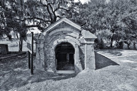 This Unusual Ancient Burial Practice In South Carolina May Surprise You