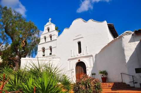 The Oldest Church In Southern California Dates Back To The 1700s And You Need To See It