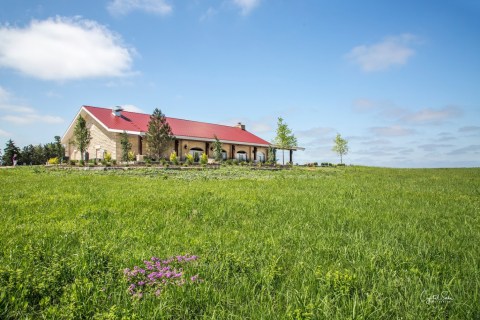 This Flint Hills Bed & Breakfast In Kansas Is The Ultimate Countryside Getaway