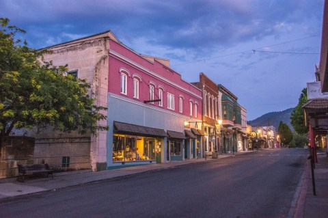 This One Street In Northern California Is Home To Dozens Of Century-Old Buildings