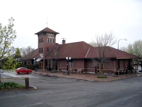 A Steakhouse Has Opened In This Historic Washington Train Depot And You'll Want To Eat Your Next Meal There