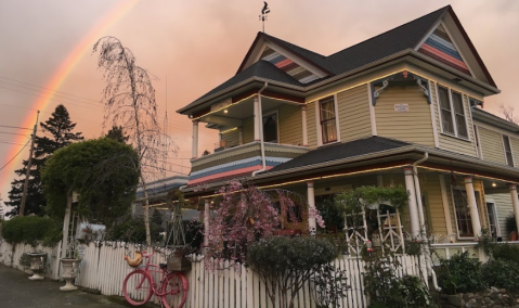 Step Right Back Into The Victorian Era At This Unique Oregon Bed & Breakfast