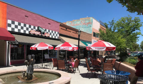 You’ll Absolutely Love This 50s-Themed Diner In Colorado