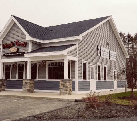 The Unique Maine Restaurant With 101 Delicious Pizza Toppings To Choose From