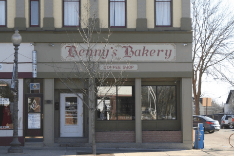 The Hometown Pretzel Bakery In Michigan Where You'll Find Hand-Twisted Deliciousness