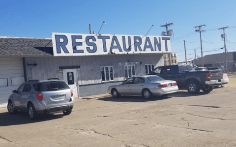 You'll Go Crazy For The Food At This Middle-Of-The-River Cafe On Iowa's Only Island