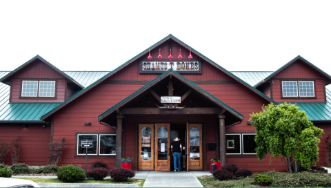 This Old West-Style Roadhouse In Northern California Is One Seriously Unique Dining Experience