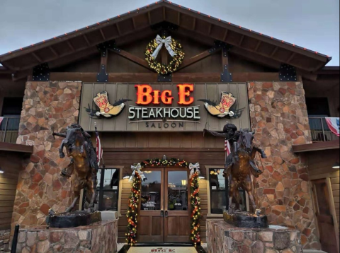 9 Small Town Steakhouses In Arizona That Are Totally Worth The Trip