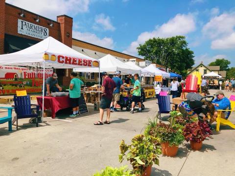 This Year-Round Indoor Farmers Market In Texas Is The Best Place To Spend Your Weekend