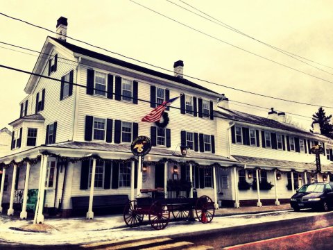 The Oldest Bar In Connecticut Has A Fascinating History