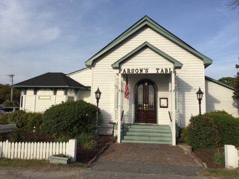 This Restaurant In South Carolina Used To Be A Church And You’ll Want To Visit