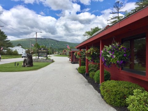 This Tasty Vermont Restaurant Is Home To The Biggest Steak We’ve Ever Seen