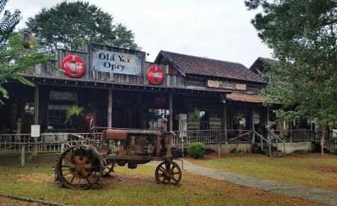 9 Small Town Steakhouses In Alabama That Are Totally Worth The Trip