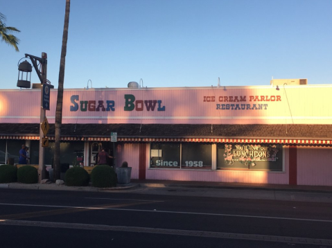 The Ice Cream Parlor In Arizona That's So Worth Waiting In Line For