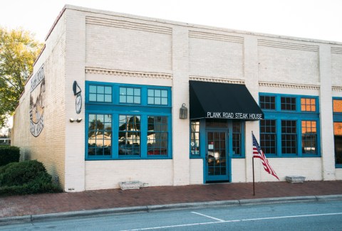 9 Small Town Steakhouses In North Carolina That Are Totally Worth The Trip