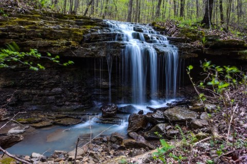 This Colorful Trail In Arkansas Will Be The Best Hike You Take All Spring