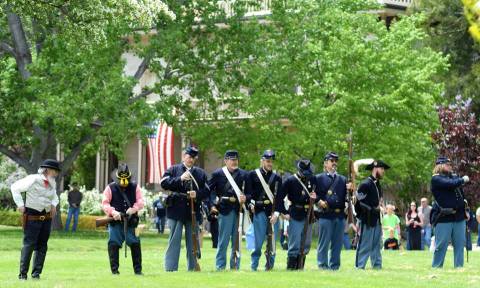 The Civil War Comes To Life At This Huge Battle Reenactment In Nevada