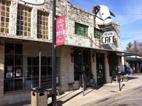 5 Small Town Steakhouses Near Austin That Are Totally Worth The Trip