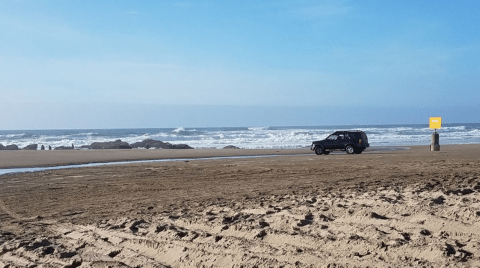 The One Beach In Oregon Where You Can Drive Right Up To The Water