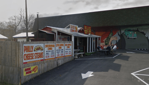 The Tiny Fish Fry & Burger Joint In Georgia That's Too Good To Pass Up