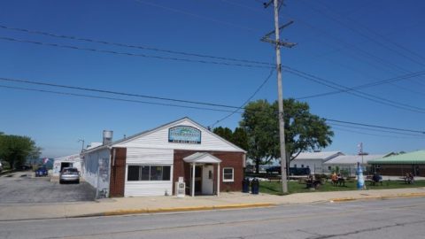 This Ramshackle Seafood Shack Hiding In Ohio Serves The Best Perch Around